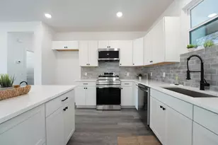 165 Nuuanu Ln, Bastrop, TX 78602 - Photo 20