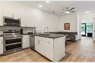 4801 Springdale Road #1005, Austin, TX 78723 - Photo 6