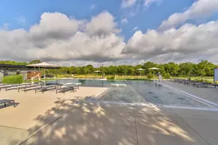 9207 Looksee Ln, Austin, TX 78744 - Photo 32