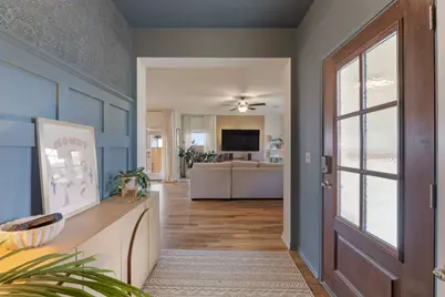 9207 Looksee Lane, Austin, TX 78744 - Photo 4