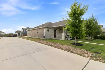 9207 Looksee Lane, Austin, TX 78744 - Photo 2