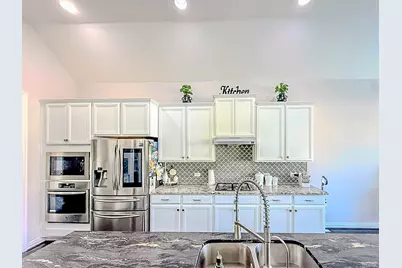 4301 Logan Ridge Drive, Cedar Park, TX 78613 - Photo 4