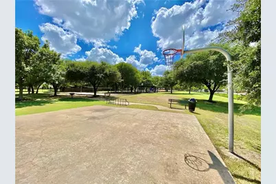 1001 Winnsboro Loop, Round Rock, TX 78664 - Photo 32