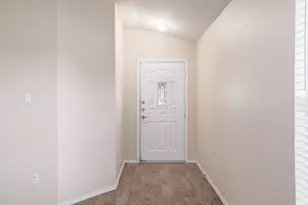 1002 W South St, Leander, TX 78641 - Photo 6