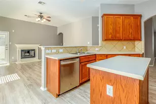 249 Ashwood N, Kyle, TX 78640 - Photo 4