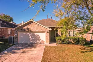 249 Ashwood N, Kyle, TX 78640 - Photo 2