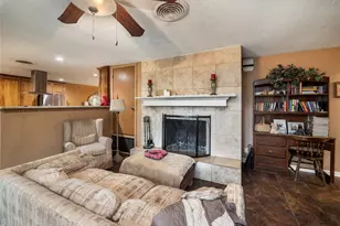 112 Hasler St, Bastrop, TX 78602 - Photo 4