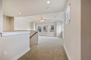 12908 Armaga Springs Rd, Austin, TX 78727 - Photo 20