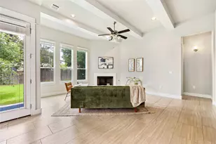12908 Armaga Springs Rd, Austin, TX 78727 - Photo 6