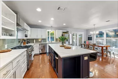 611 W Johanna Street, Austin, TX 78704 - Photo 2