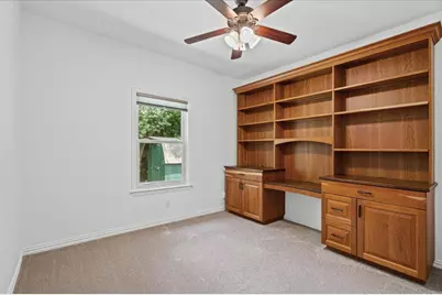 37 Pillow Road, Austin, TX 78745 - Photo 14
