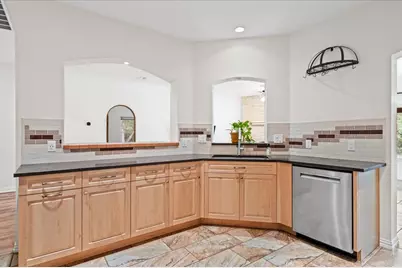 37 Pillow Road, Austin, TX 78745 - Photo 8