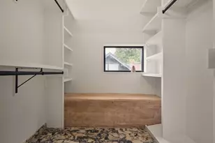 2201 Garden St, Austin, TX 78702 - Photo 24