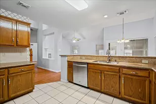 12502 Fallen Tower Ln, Austin, TX 78753 - Photo 8