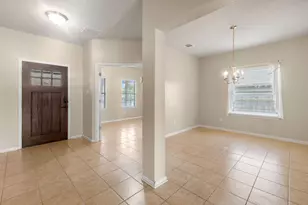 209 Anderson St, Hutto, TX 78634 - Photo 6