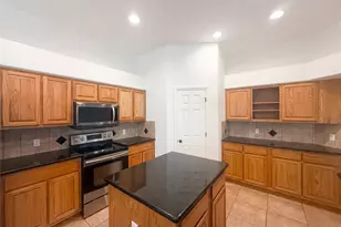 12 Birchwood Cir, Wimberley, TX 78676 - Photo 8