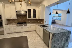 1036 Liberty Park Dr, Austin, TX 78746 - Photo 4
