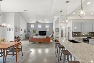 3019 Lyons Rd, Austin, TX 78702 - Photo 4