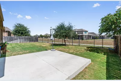 404 Miracle Rose Way, Liberty Hill, TX 78642 - Photo 38