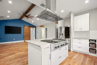 10204 Oak Grove Circle, Austin, TX 78736 - Photo 6