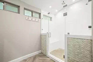 10204 Oak Grove Cir, Austin, TX 78736 - Photo 18