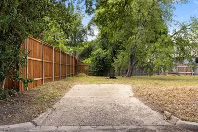 1810 Mohle Drive, Austin, TX 78703 - Photo 12