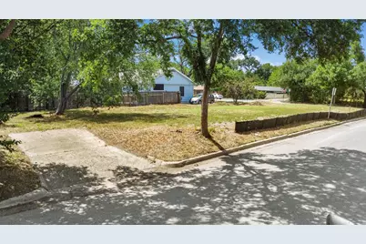 1810 Mohle Drive, Austin, TX 78703 - Photo 4