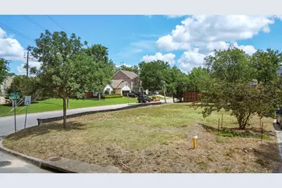 1810 Mohle Drive, Austin, TX 78703 - Photo 2