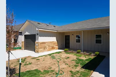 410 W Avenue C, Copperas Cove, TX 76522 - Photo 2