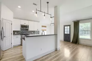 13620 Glen Mark Dr, Manor, TX 78653 - Photo 6