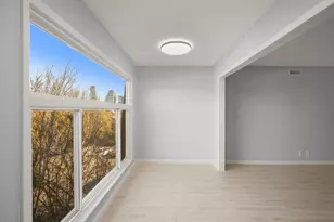 620 S 1st St, Austin, TX 78704 - Photo 10