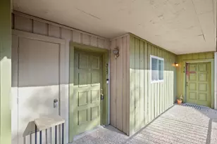 620 S 1st St, Austin, TX 78704 - Photo 2