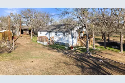 274 Old Austin Trail, Elgin, TX 78621 - Photo 6