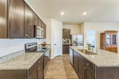 821 Bahia Place, Seguin, TX 78155 - Photo 10