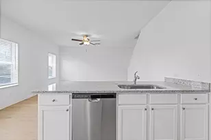 14525 Wahlbergs Wy, Elgin, TX 78621 - Photo 10