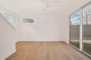 3209 Dolphin Dr, Austin, TX 78704 - Photo 10