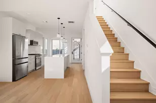 3209 Dolphin Dr, Austin, TX 78704 - Photo 14