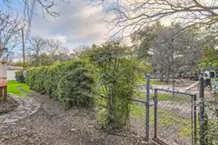 2000 Cody Ct, Austin, TX 78704 - Photo 28