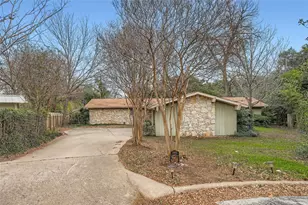 2000 Cody Ct, Austin, TX 78704 - Photo 2