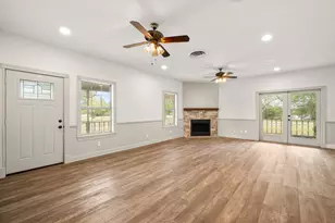 2205 S US Hwy 77, Giddings, TX 78942 - Photo 18