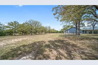 2205 S US Highway 77, Giddings, TX 78942 - Photo 4