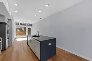 2002 E 7th St, Austin, TX 78702 - Photo 4