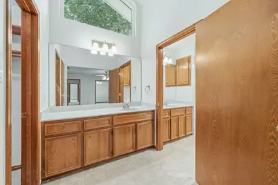 1403 Stone Ridge Drive, Taylor, TX 76574 - Photo 32