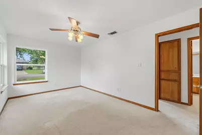 1403 Stone Ridge Drive, Taylor, TX 76574 - Photo 18