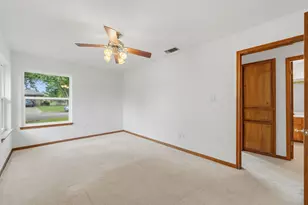 1403 Stone Ridge Dr, Taylor, TX 76574 - Photo 18