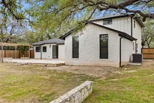 607 Liveoak Dr, Johnson City, TX 78636 - Photo 30