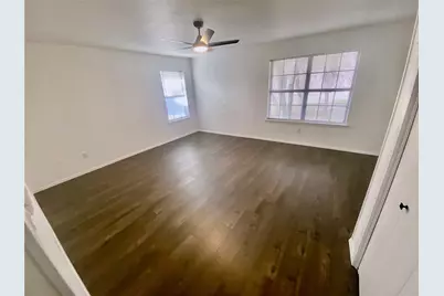 304 Live Oak Drive, Buda, TX 78610 - Photo 8