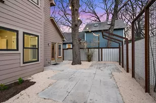 1613 Willow St, Austin, TX 78702 - Photo 24