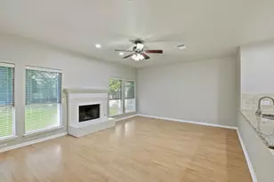 2913 Winchester Dr, Round Rock, TX 78665 - Photo 2
