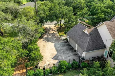 400 Bedford Drive, Spicewood, TX 78669 - Photo 28